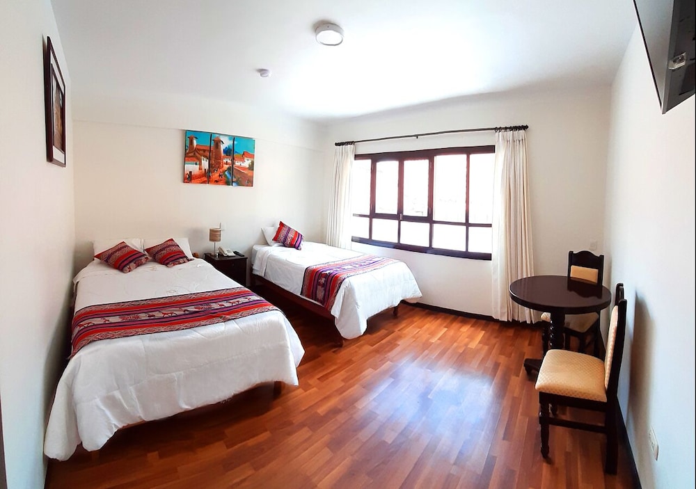 Hotel Santa Maria 7/32