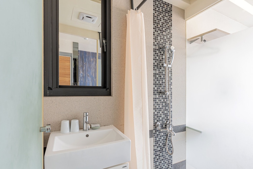 CHECK inn Express Taichung Fuxing Hall 2 38/42