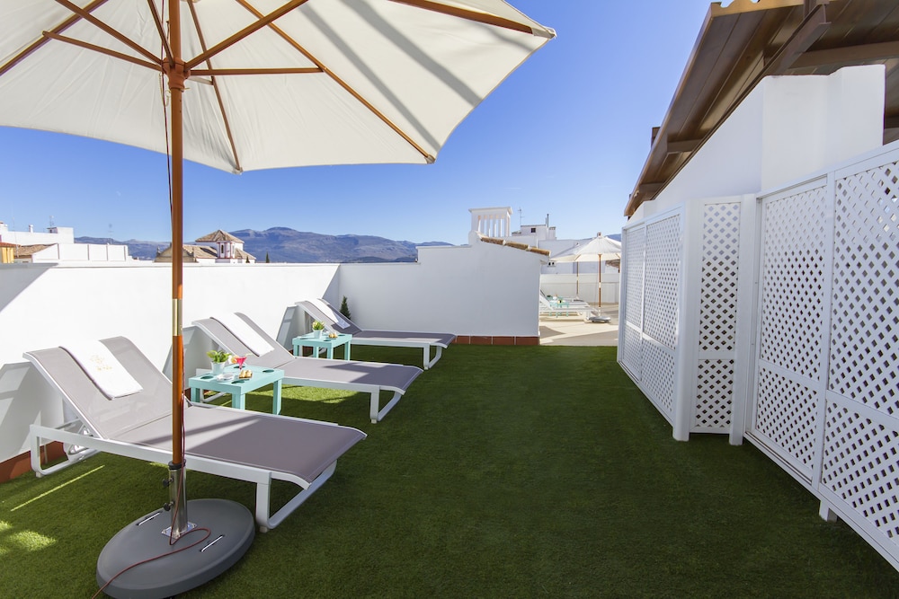 Hotel El Tajo and Spa 58/65
