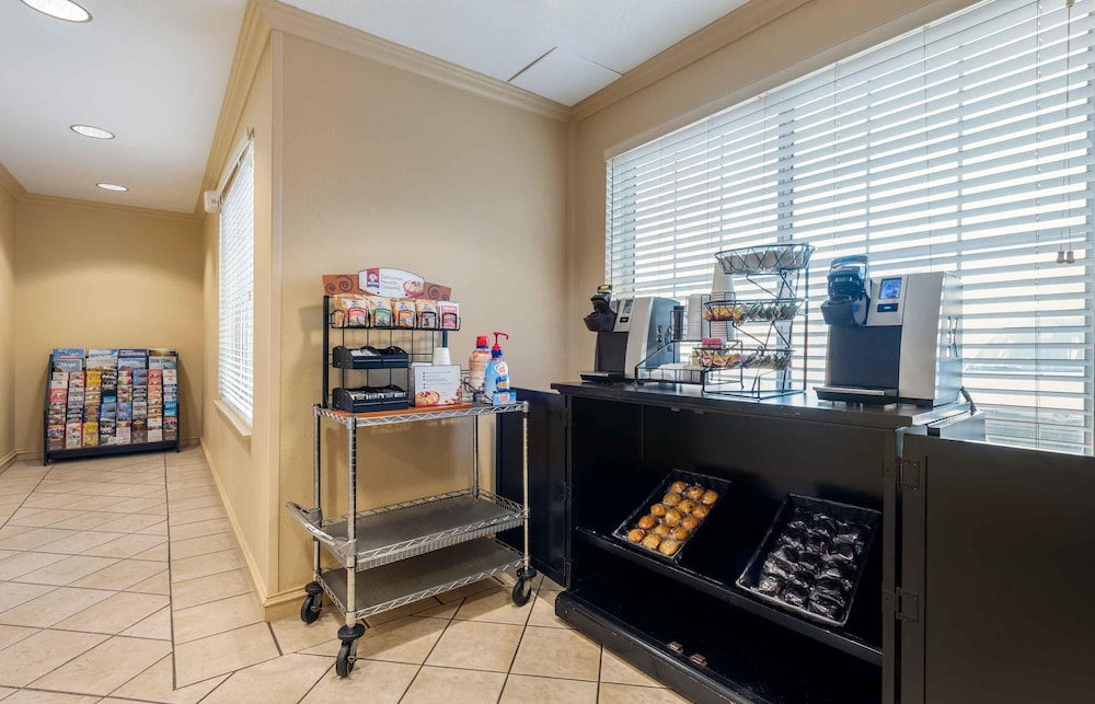 Extended Stay America-Minneapolis-Eden Prairie-Technology Dr 9/53