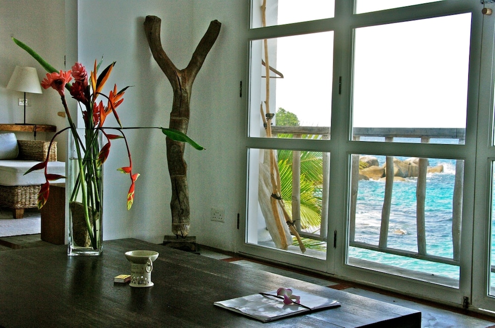 Bliss Hill Secret Garden Hotel 42/71