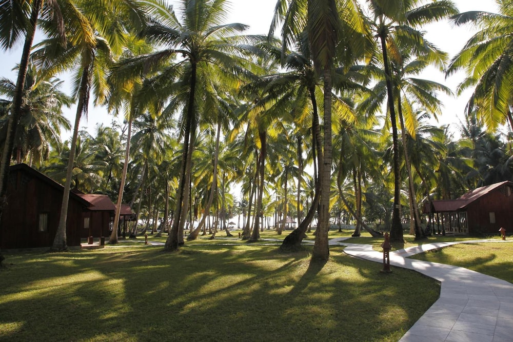 Silver Sand Beach Resort 39/50