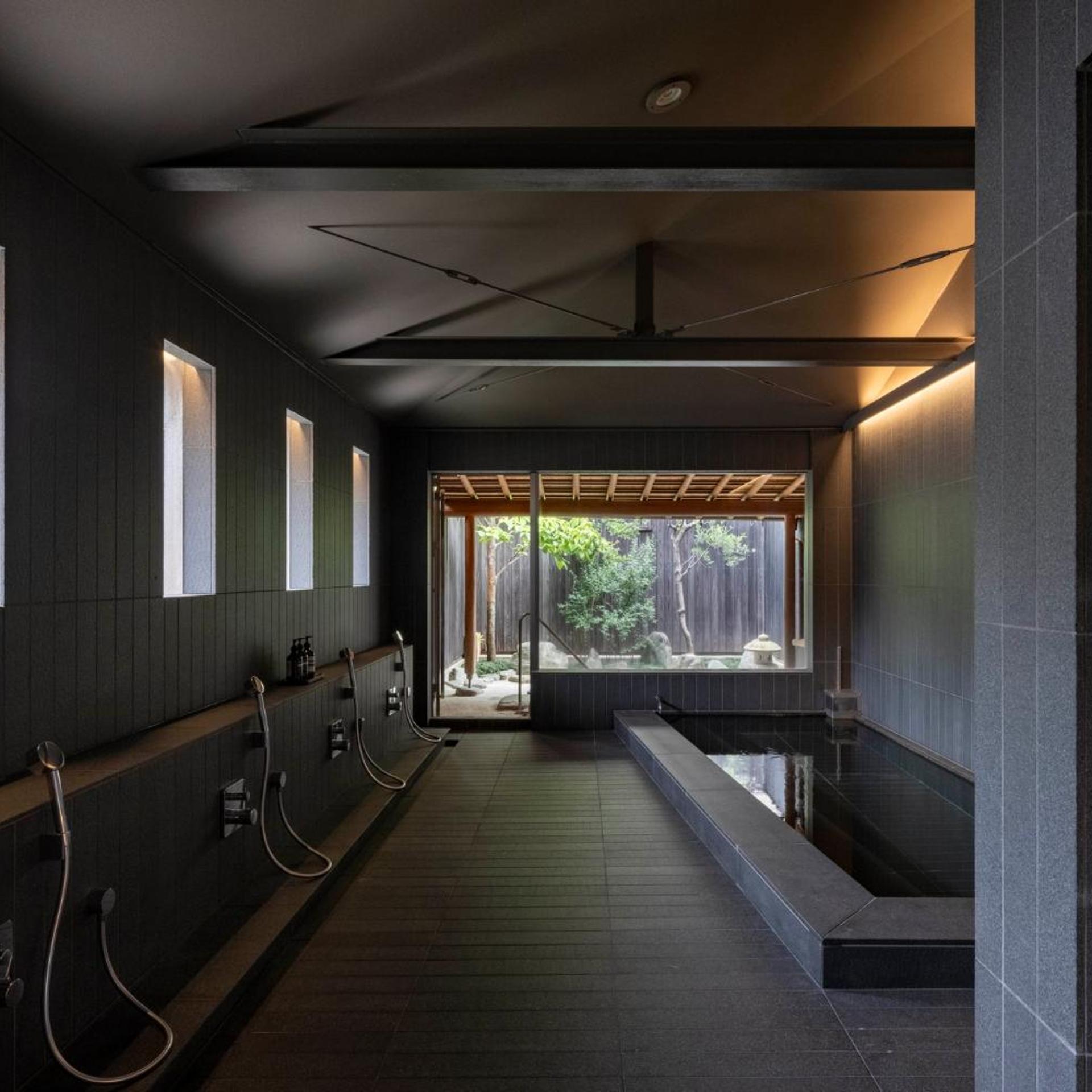 Momoyama Onsen Tsukimikan 32/49