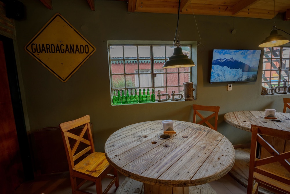 Hostel del Glaciar Pioneros 45/69