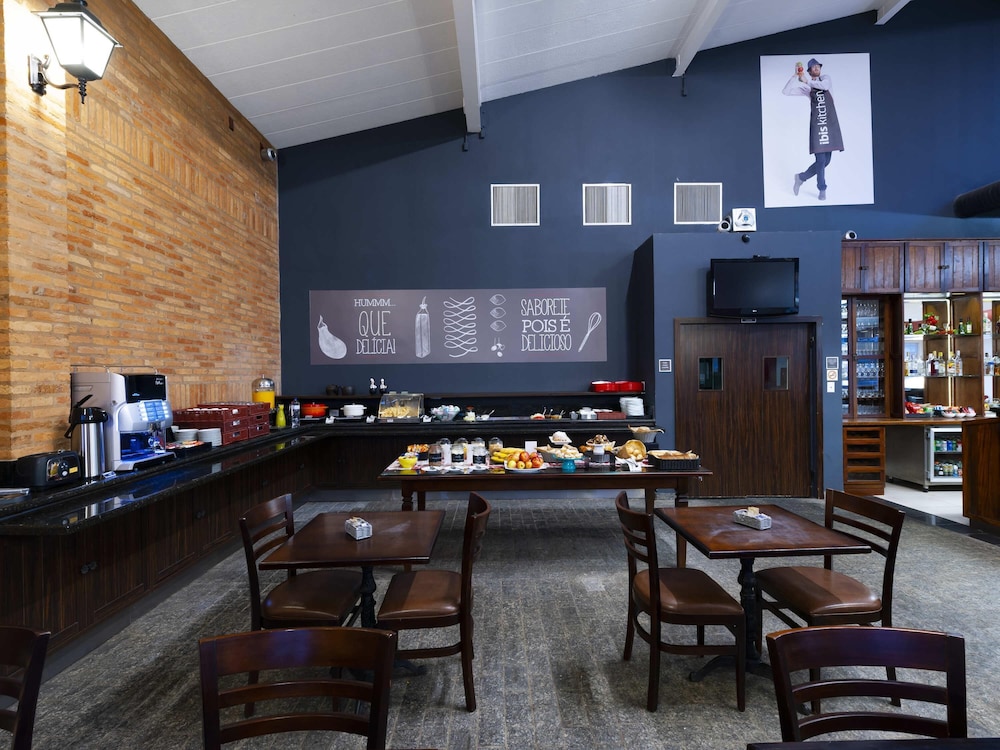 Ibis Sao Carlos 31/48
