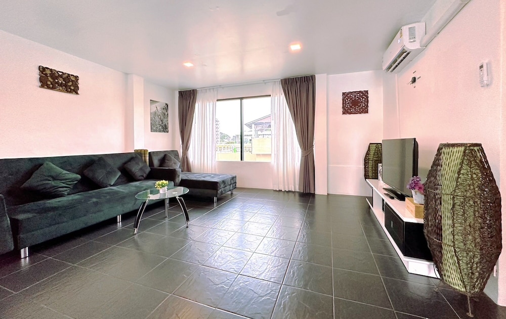 Hotel Baya Patong Beach 54/65