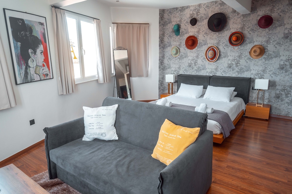 Athens Version Luxury Suites 29/70