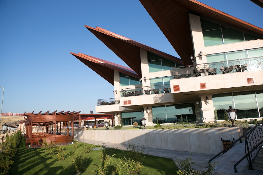 Kronos Hotel 35/39