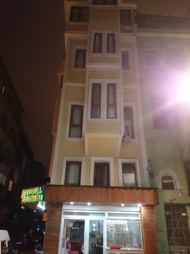 Yasmin Hotel 2/48