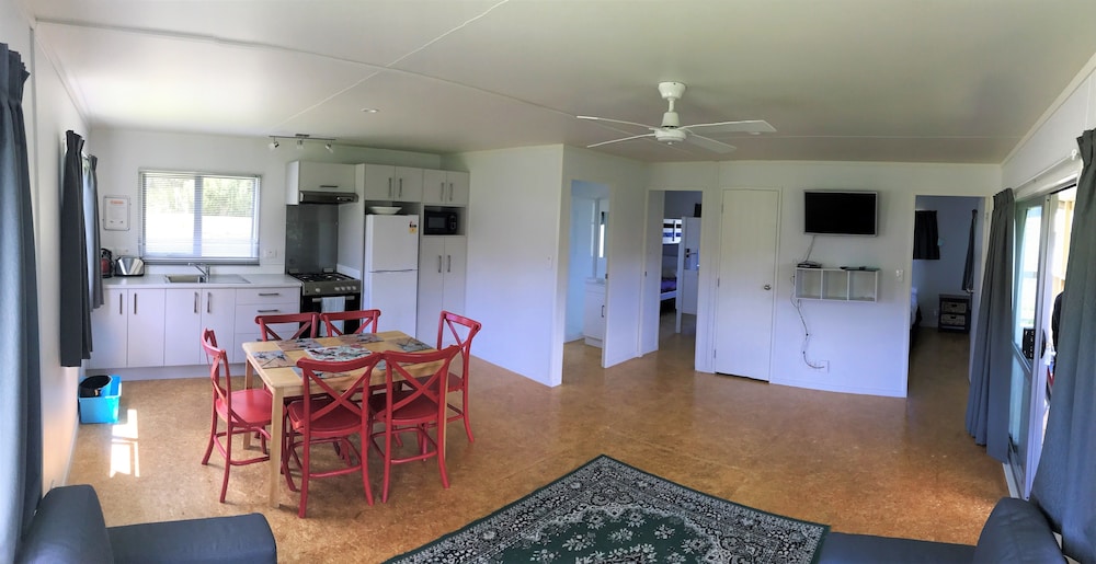 Russell-Orongo Bay Holiday Park 54/66