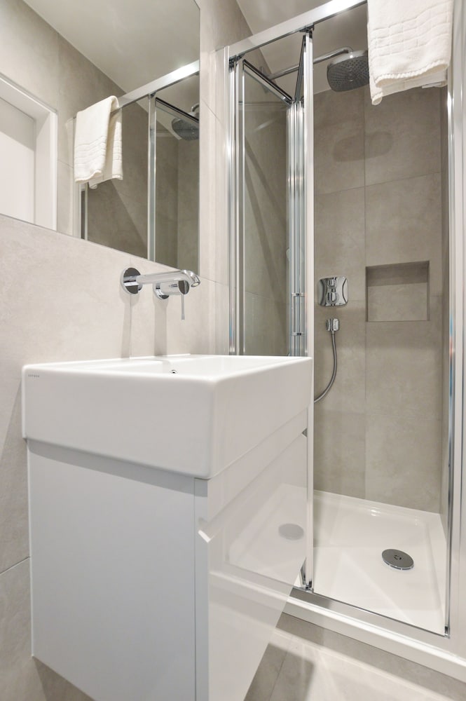 St James House - Concept Serviced Apartments 42/45