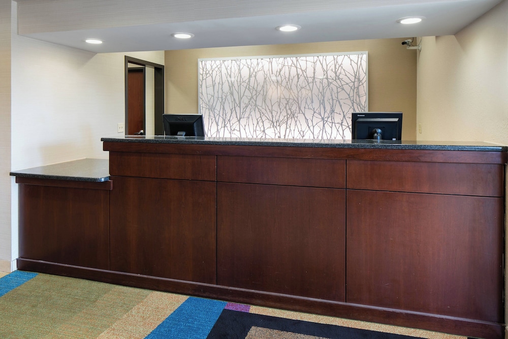 Fairfield by Marriott Inn & Suites Kansas City Airport 3/38