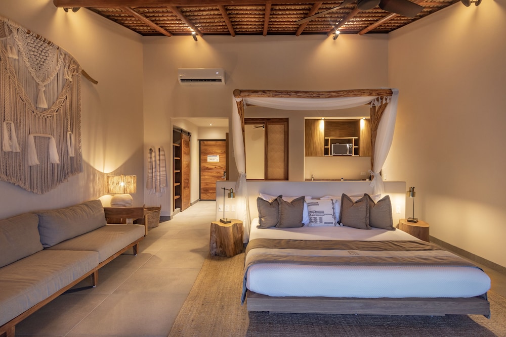 Hotel Casa Bocana 12/50