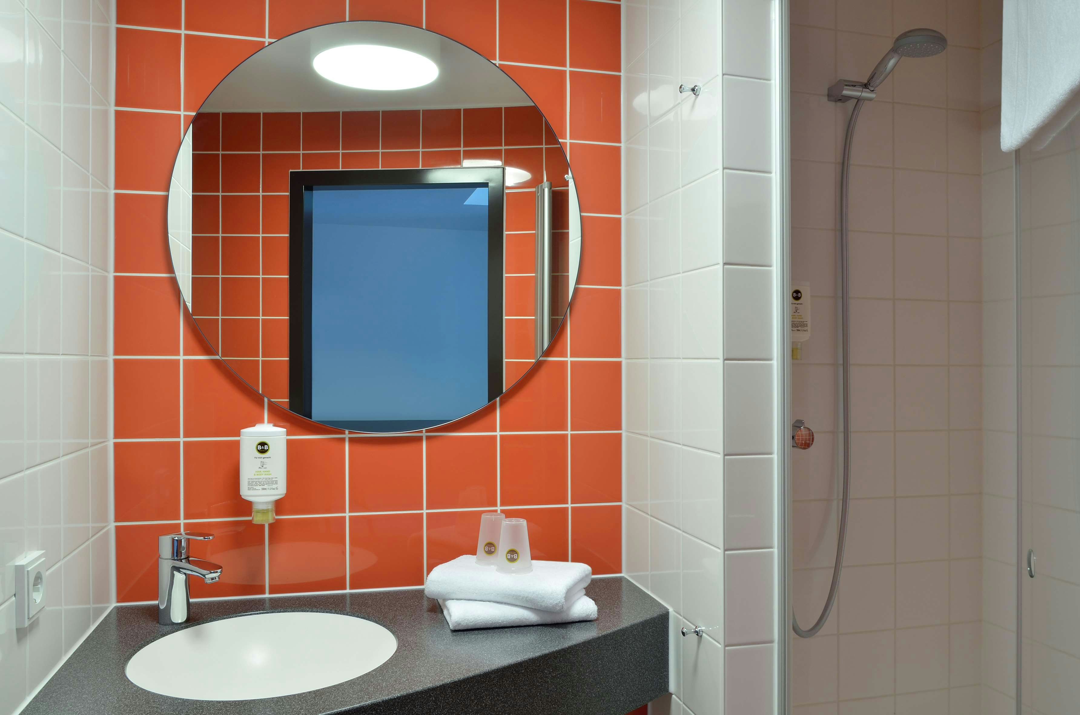 B&B Hotel Aschaffenburg 15/16