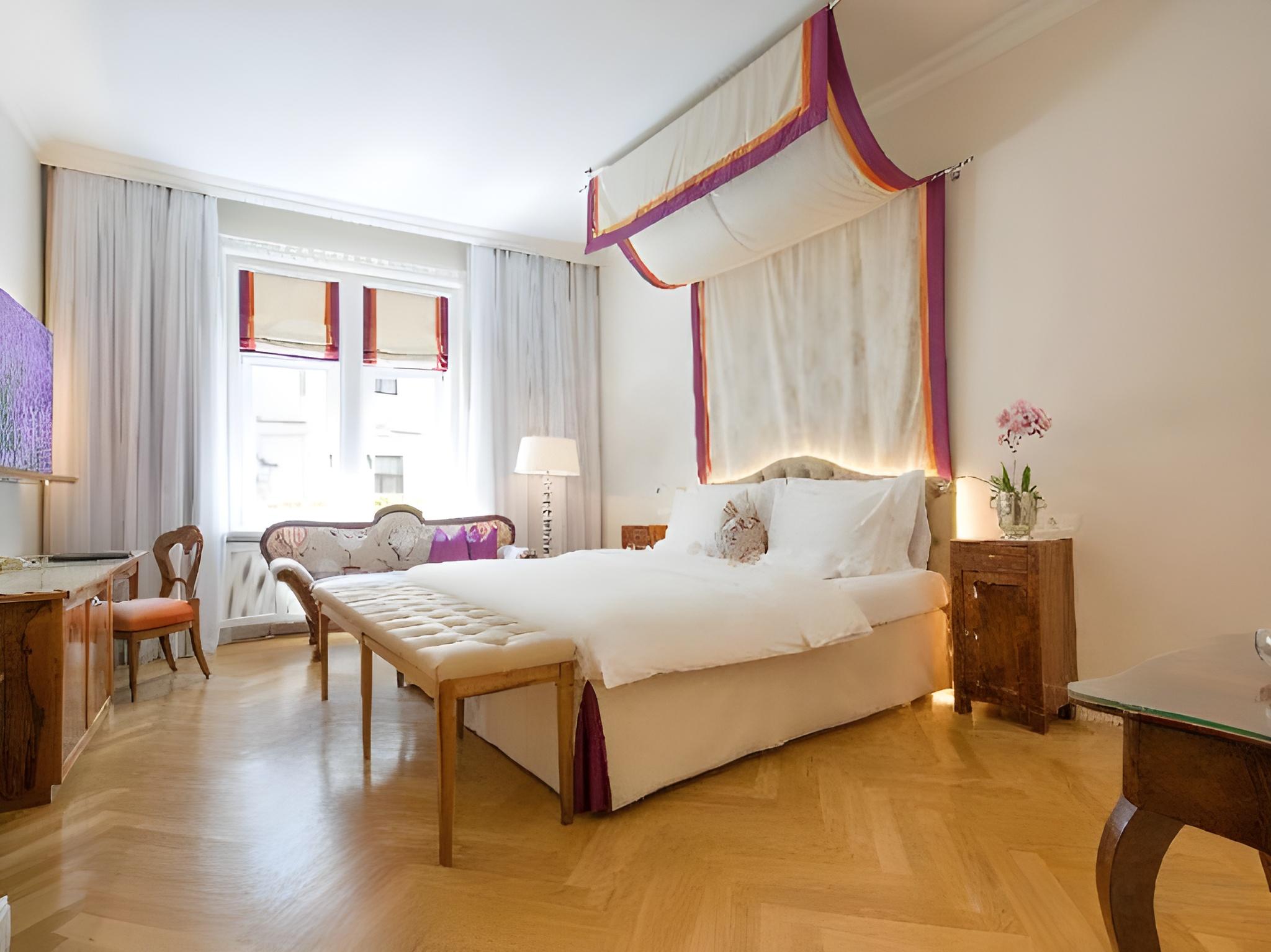 Kaiserhof, Superior, King Bed