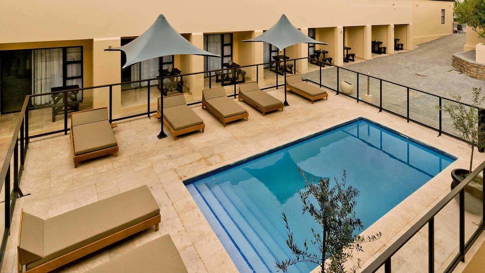 Clanwilliam Hotel by Country Hotels 19/28