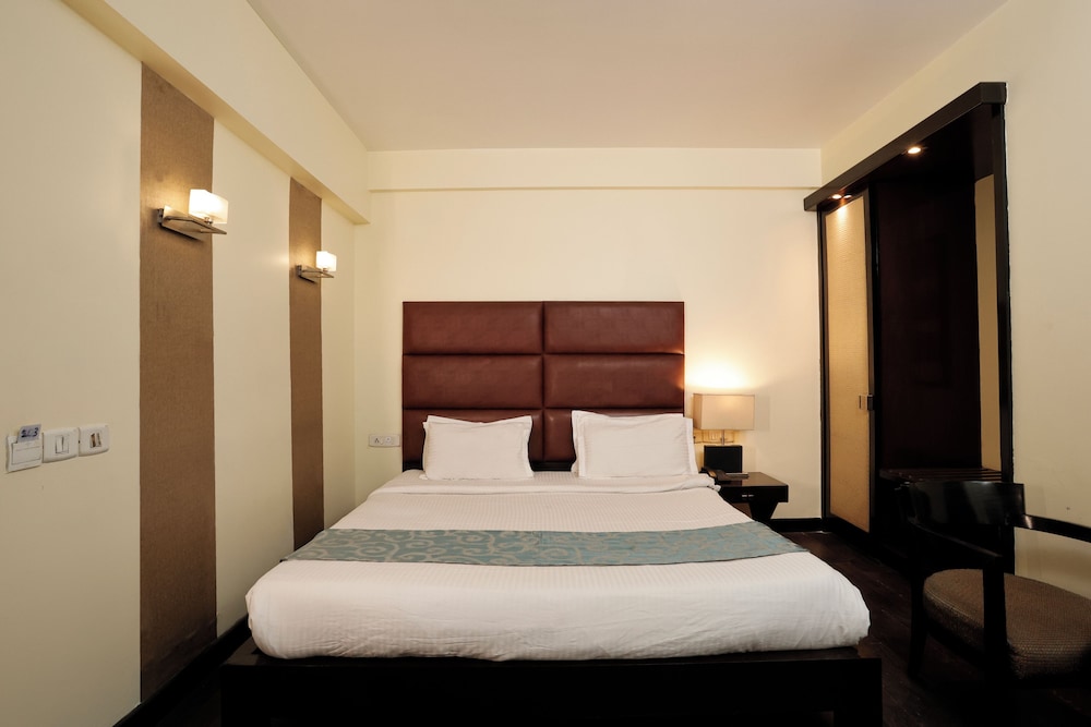 EXECUTIVE, DOUBLE BED