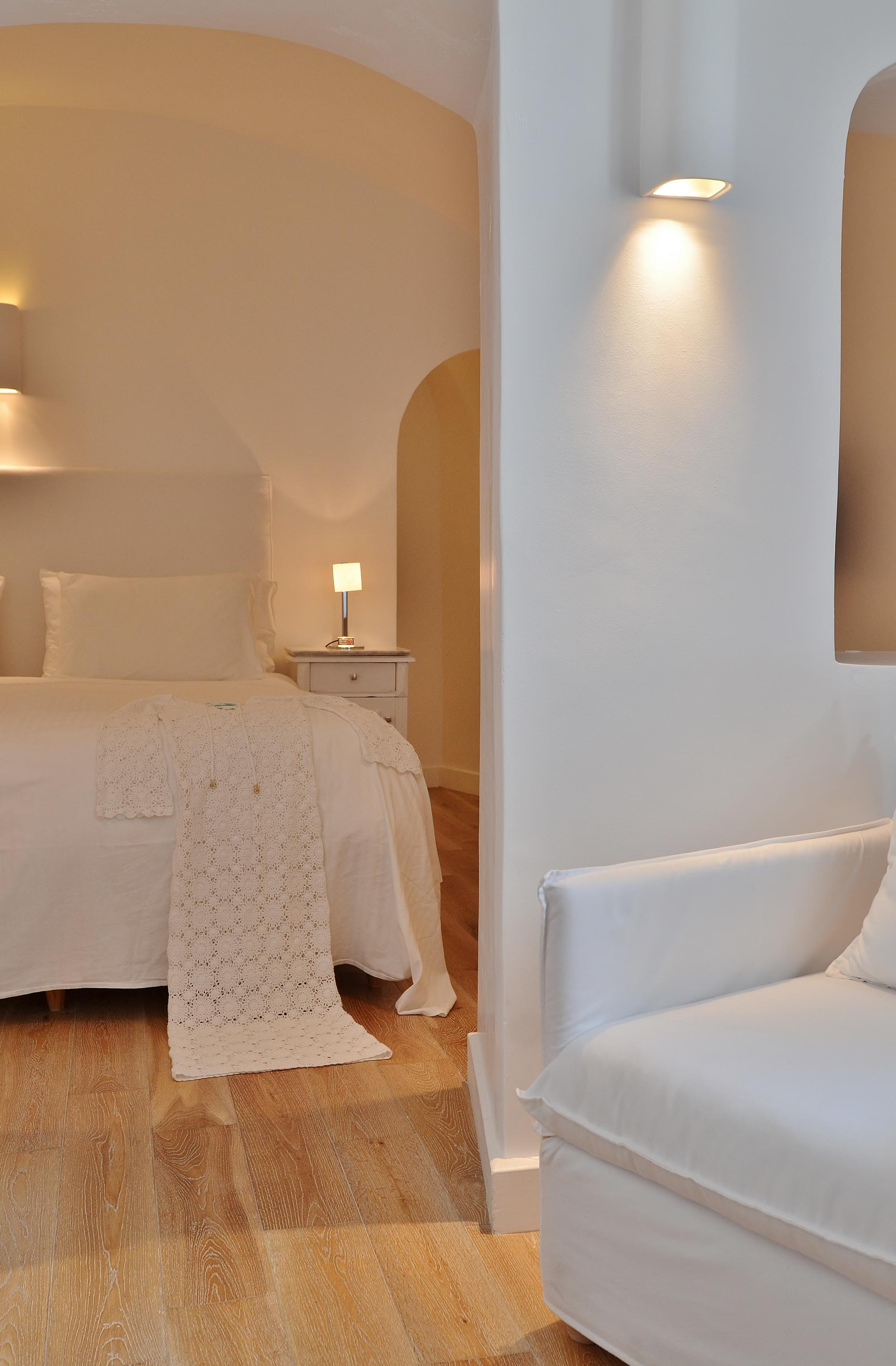 Senior, Suite, House, Jetted Tub