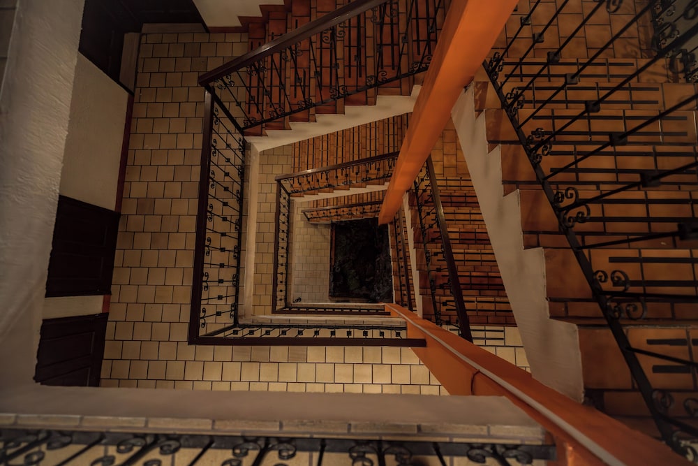 Hotel Don Quijote Plaza 50/58