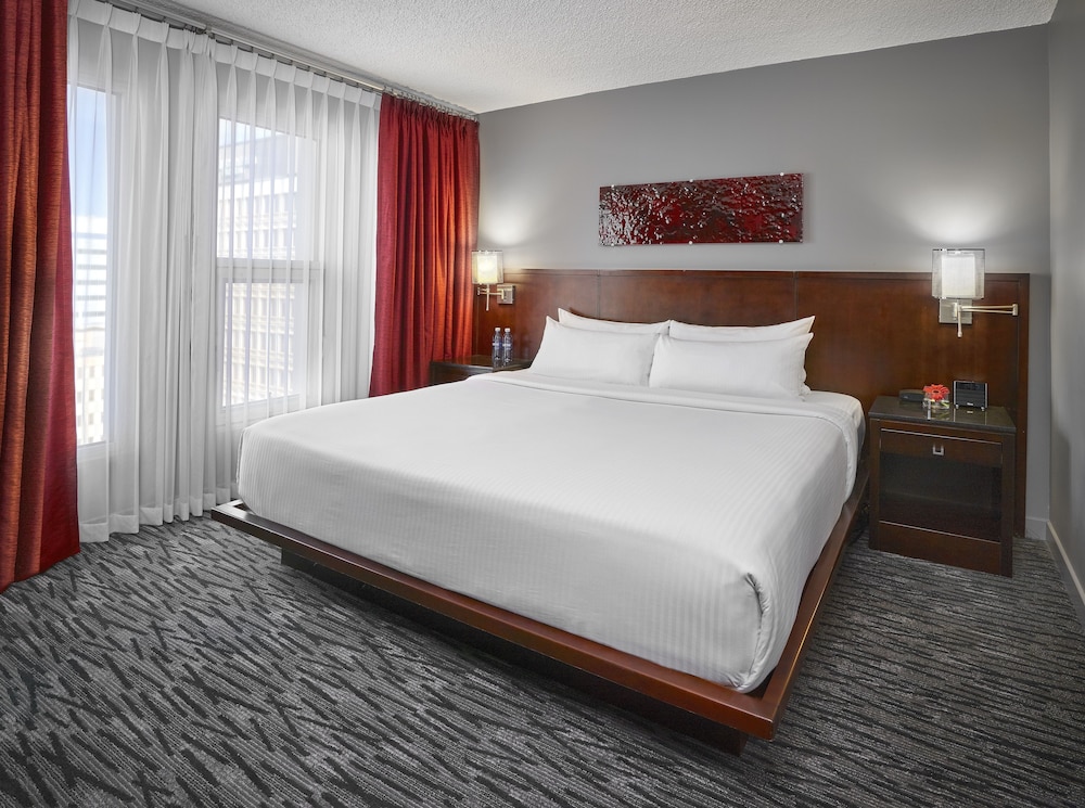Matrix Hotel 12/66