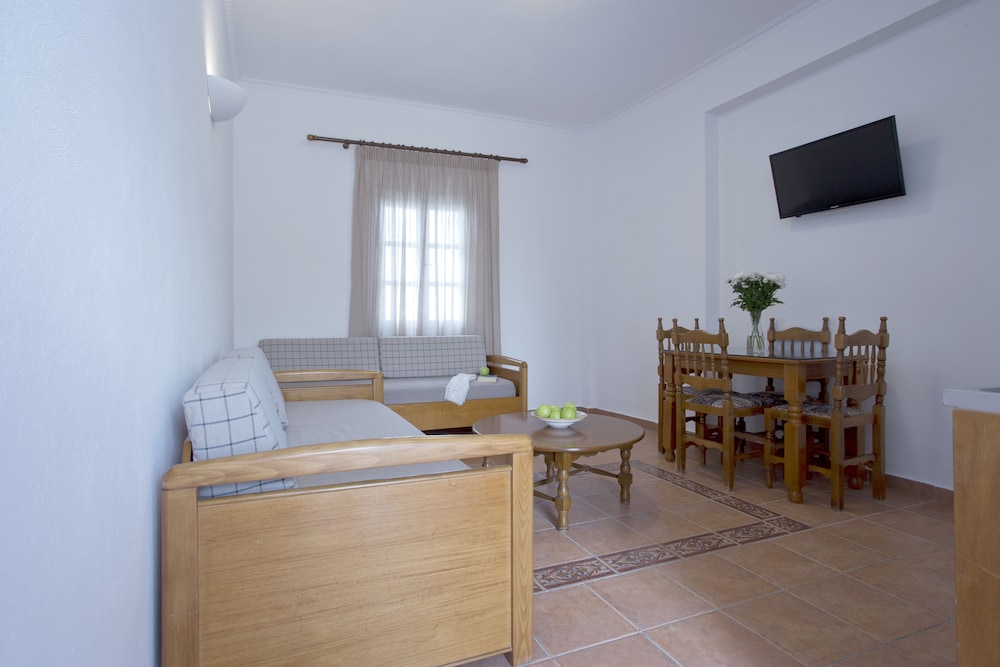 Alexandra Hotel 49/63