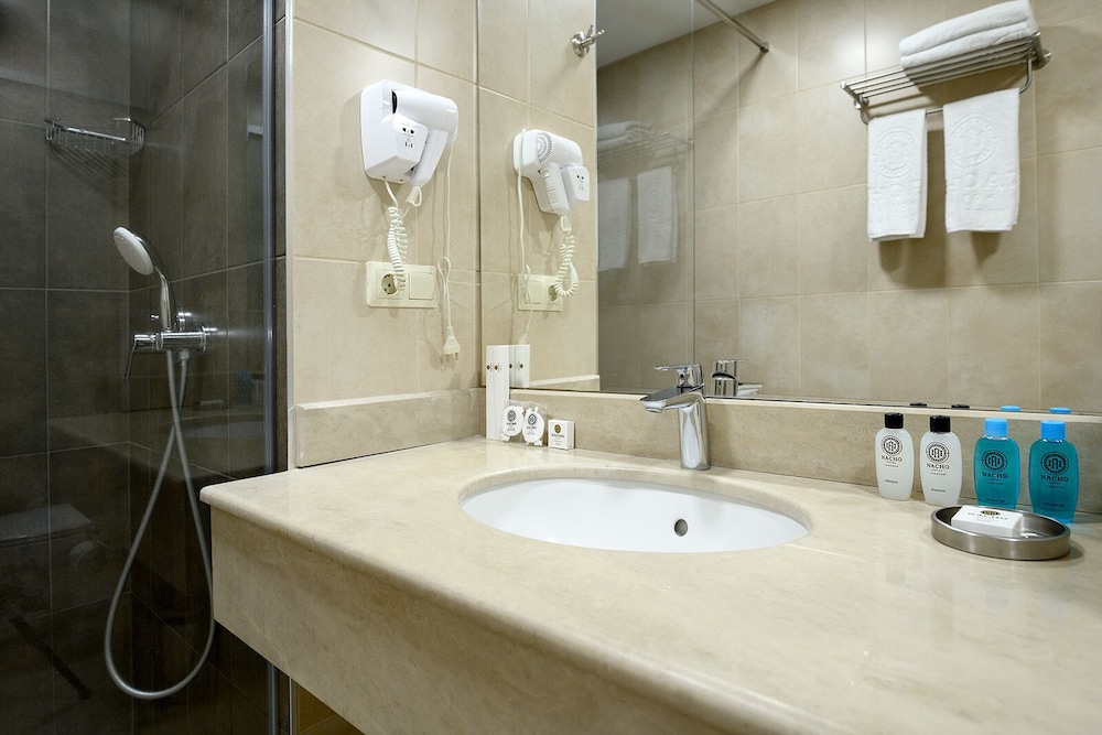 Nacho By One Hotels 45/48