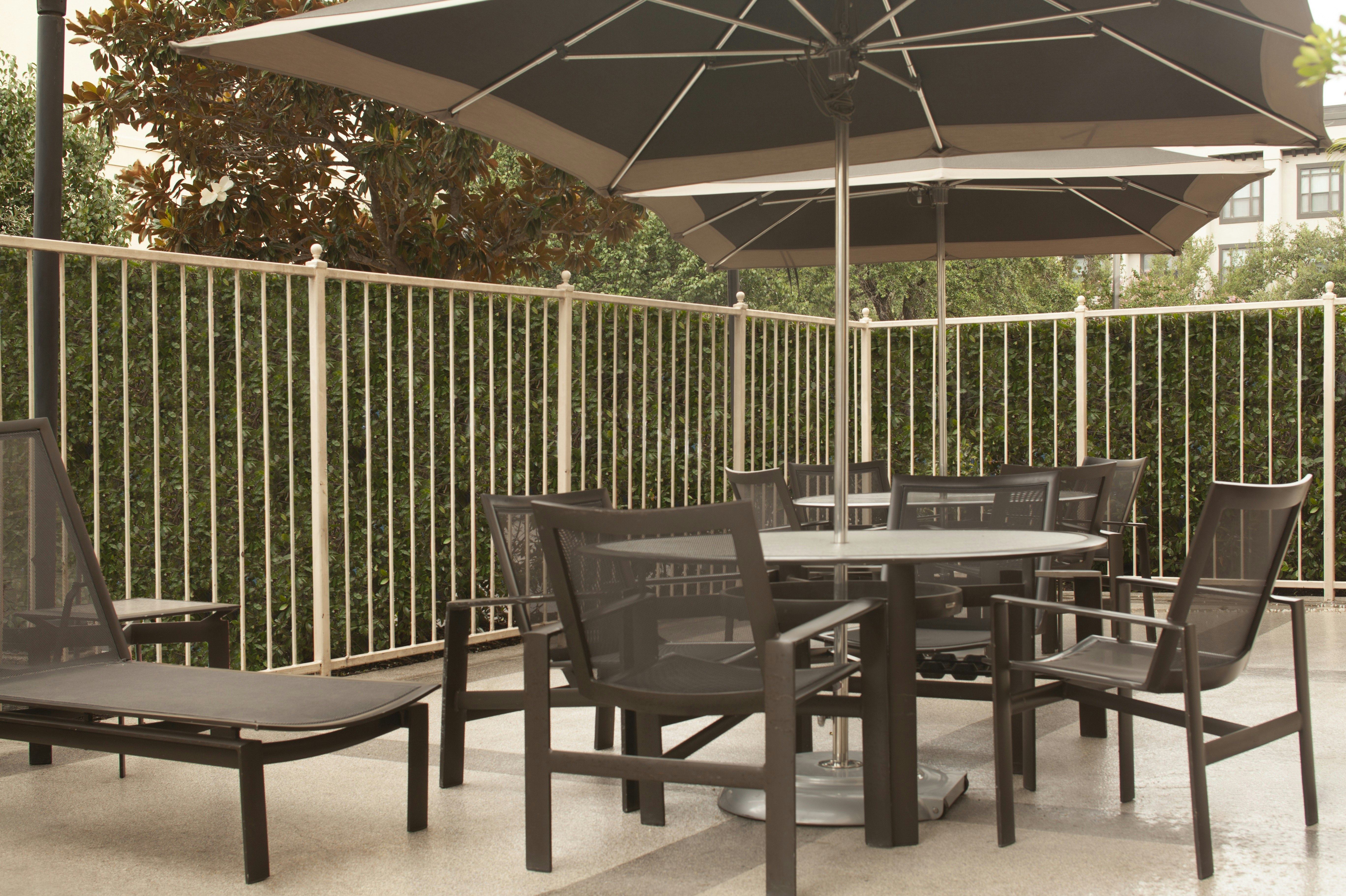 Embassy Suites Galleria 24/50