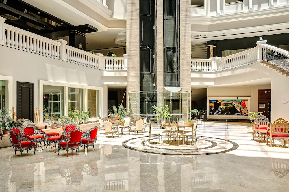 Seaden Sea World Resort & SPA in KIZILAGAC