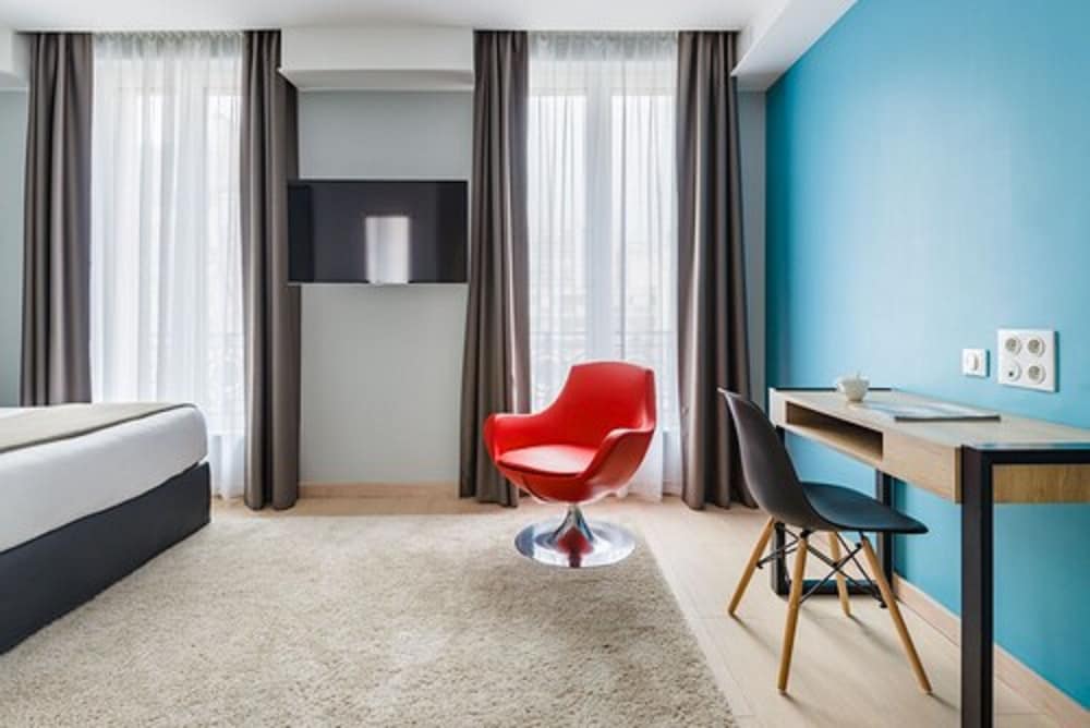 Grand Hotel Clichy 54/61