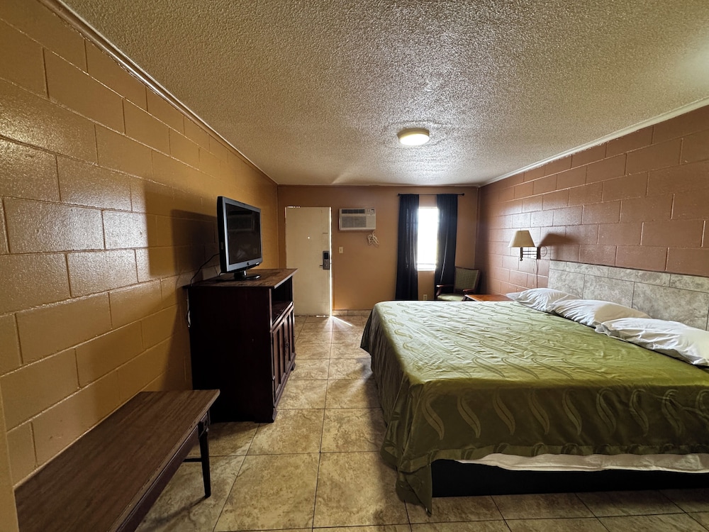 OYO Briarwood Motel 16/49