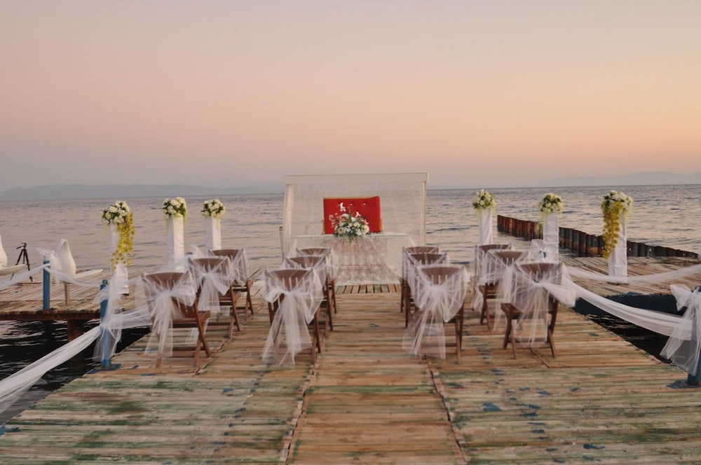Silvanus Hotel 63/71