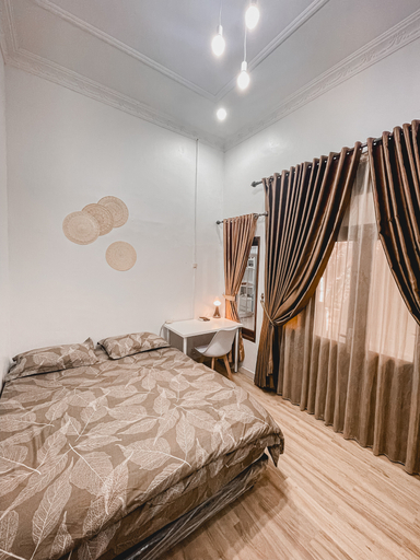 غرفة اقتصادية، Ostic House 2/4