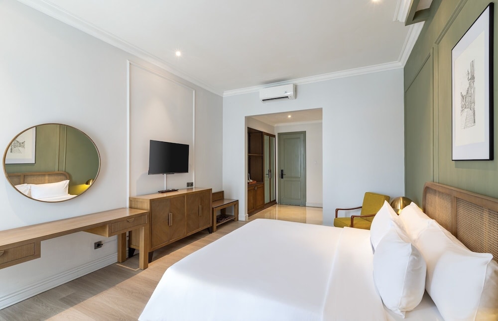 ARTOTEL CASA HANGTUAH 11/50