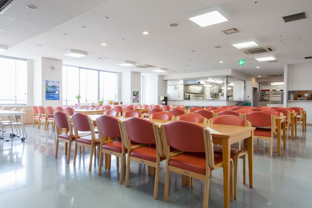 Shin-Osaka Youth Hostel 24/36