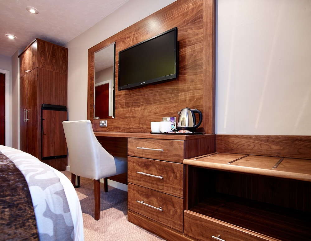 Briar Court Hotel 38/70