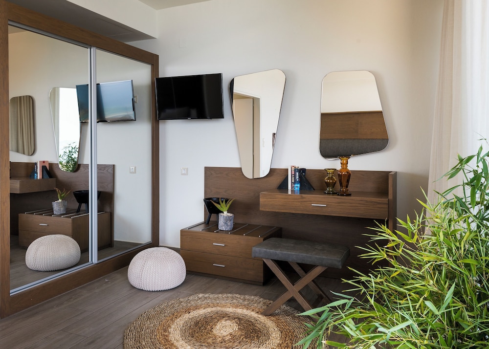 Prima Vista Beachfront Boutique Hotel 36/60