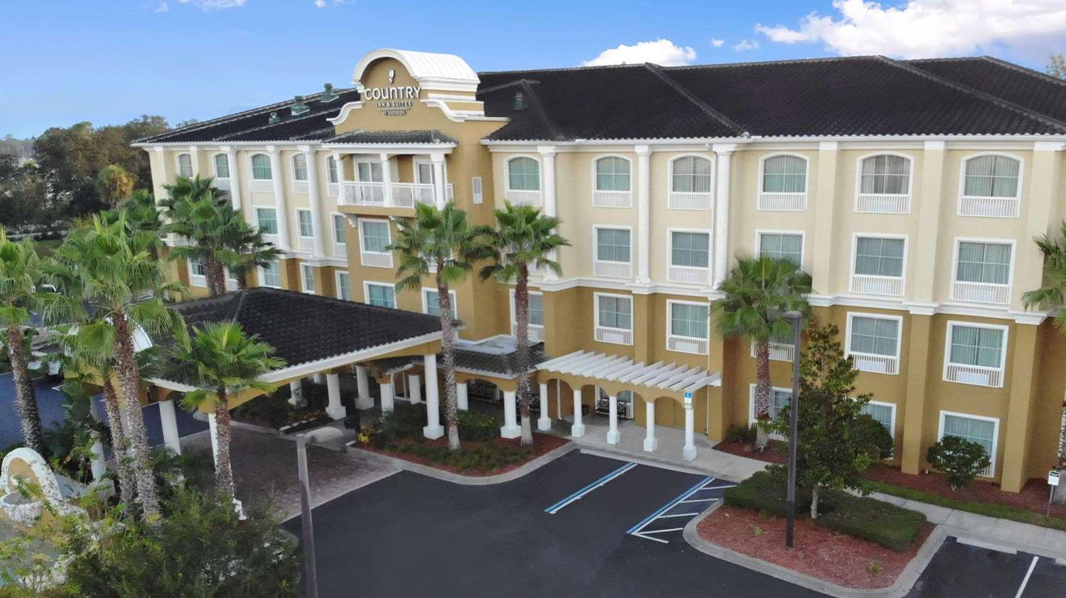 Country Inn & Suites by Radisson, Port Orange-Daytona, FL 3/40