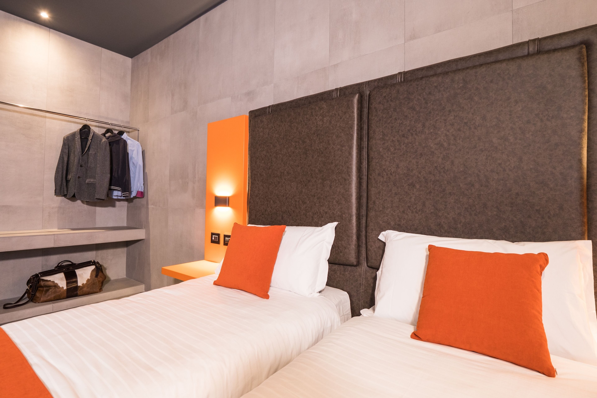 STANDARD, TWIN BEDS