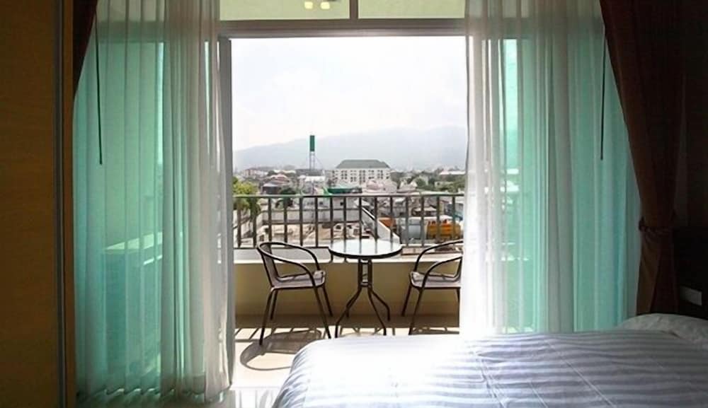 The Grand Wipanan Residence 23/26
