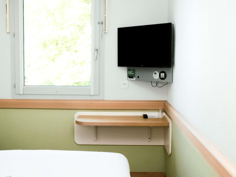 Ibis Budget Saint Omer Centre 53/55