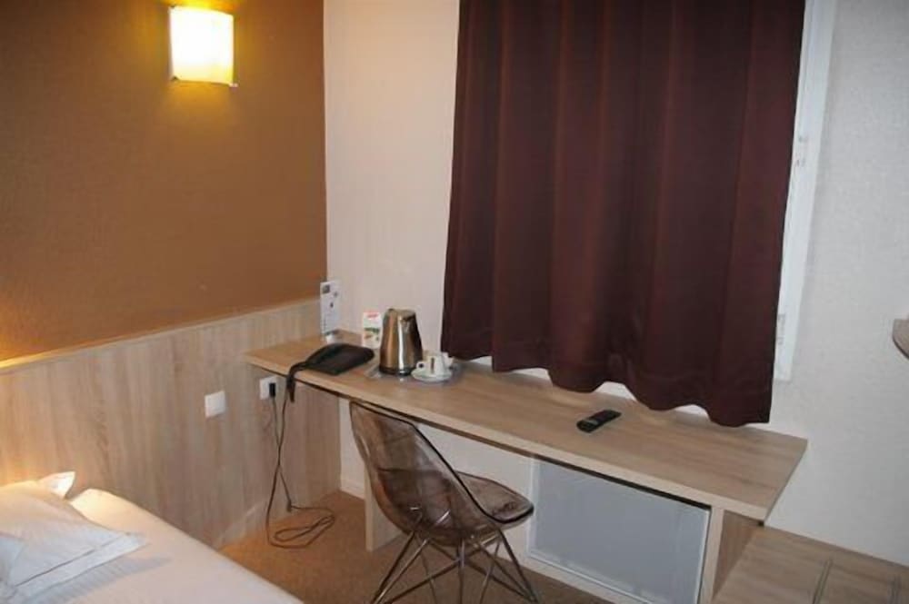 Hotel Du Moulin a Vent 29/32