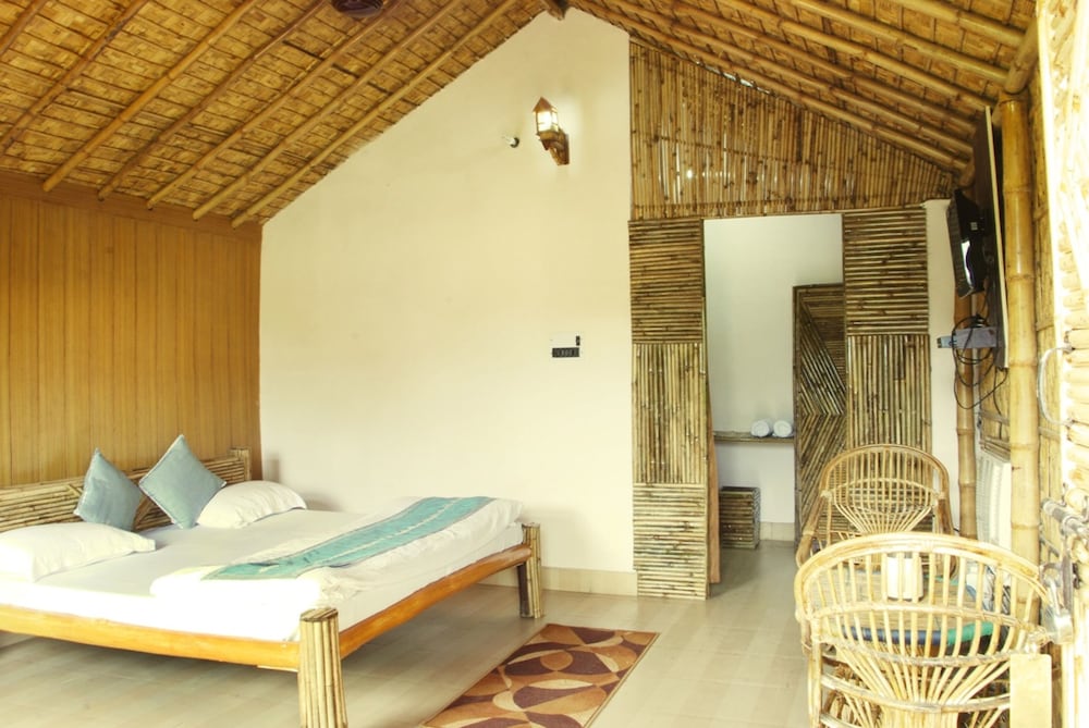 The Corbett View Resort 6/23