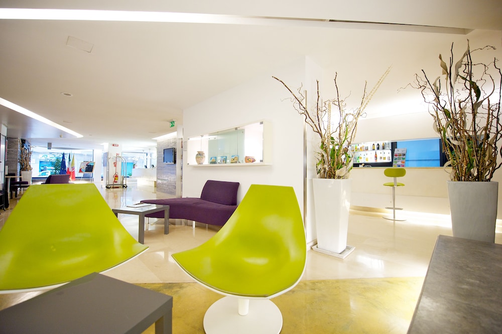 lobby