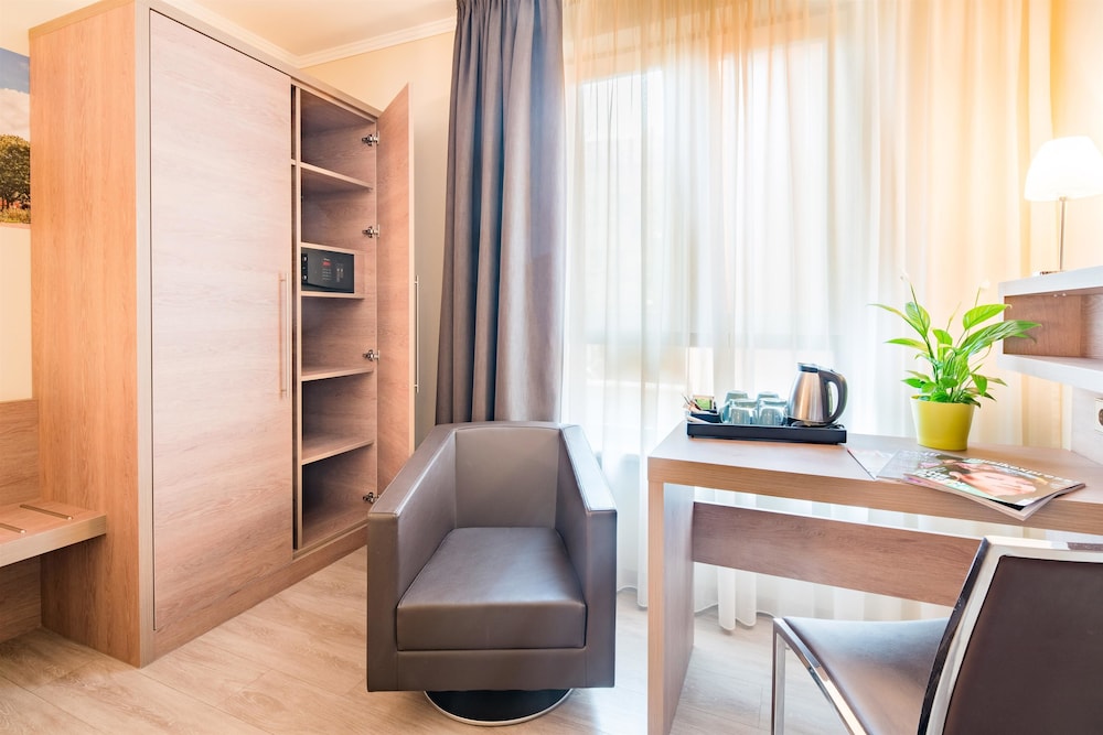 Best Western Hotel Kantstrasse Berlin 32/33