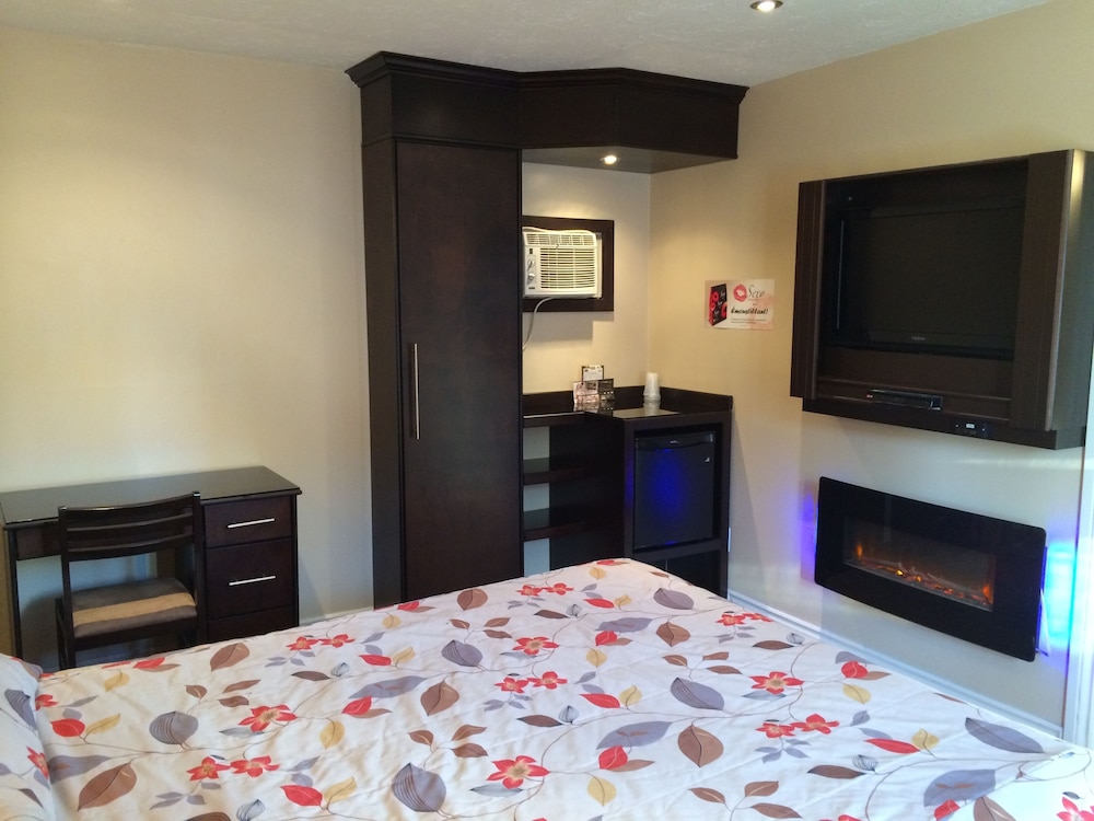Olux Hotel Motel Suites 25/71