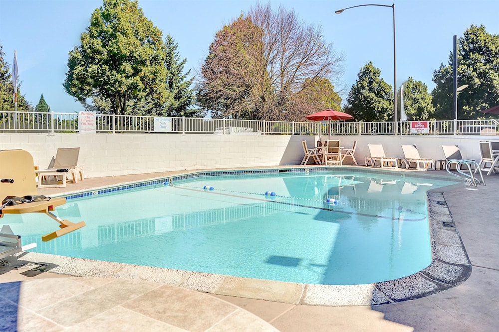 Motel6 Portland, OR - Central 40/47