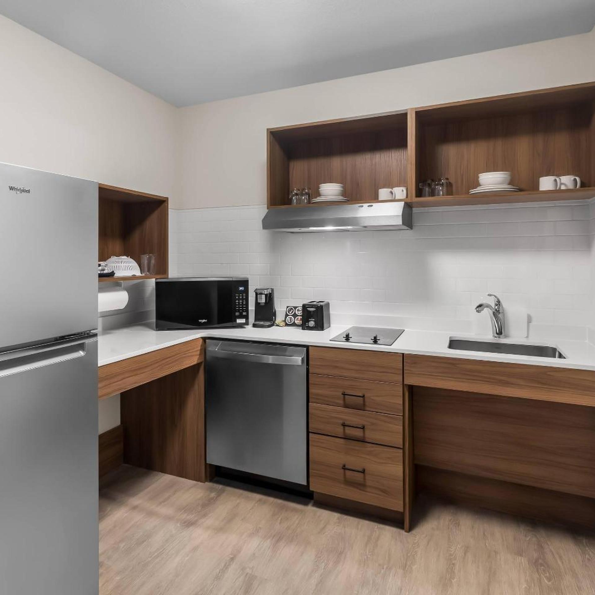 غرفة بسرير كينج، Everhome Suites Clarksville Ft. Campbell Area 9/9