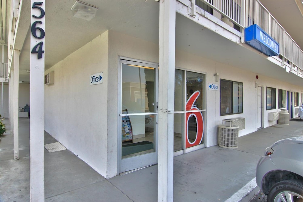 Motel6 Woodland, CA - Sacramento Airport 31/38