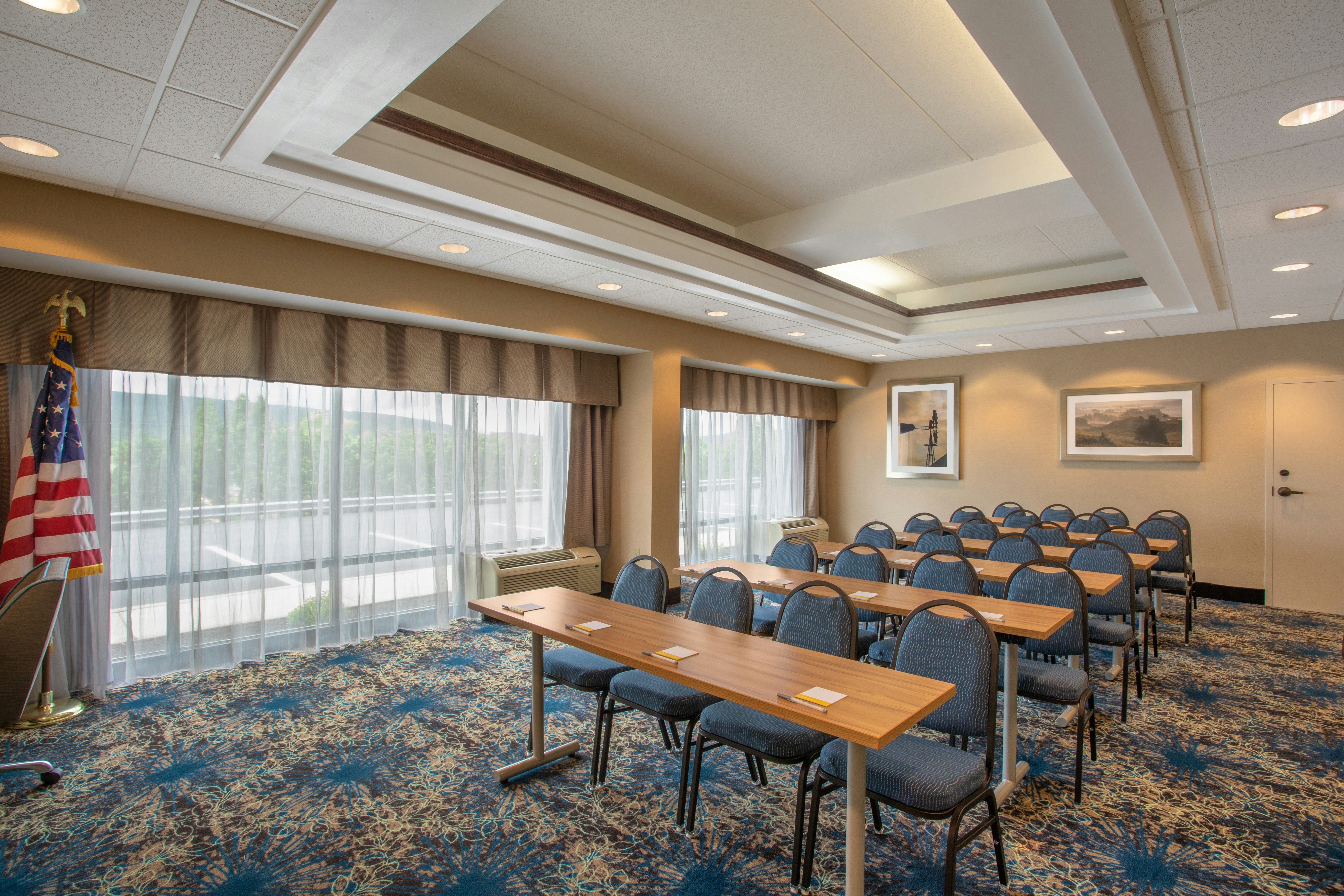 HAMPTON INN BEDFORD 45/52
