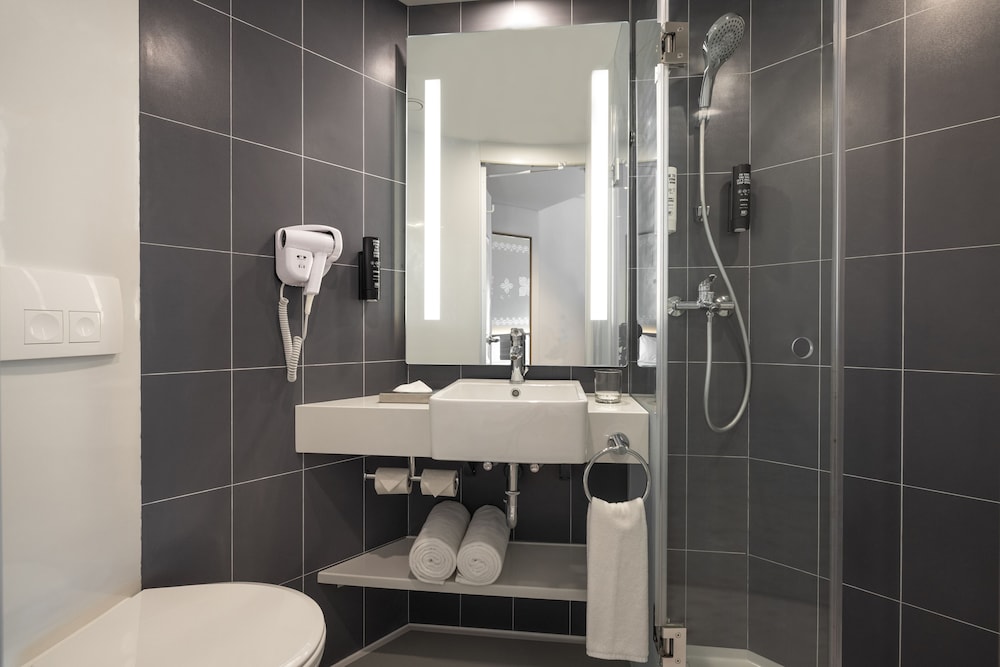 Ibis Bengaluru Hebbal 22/22